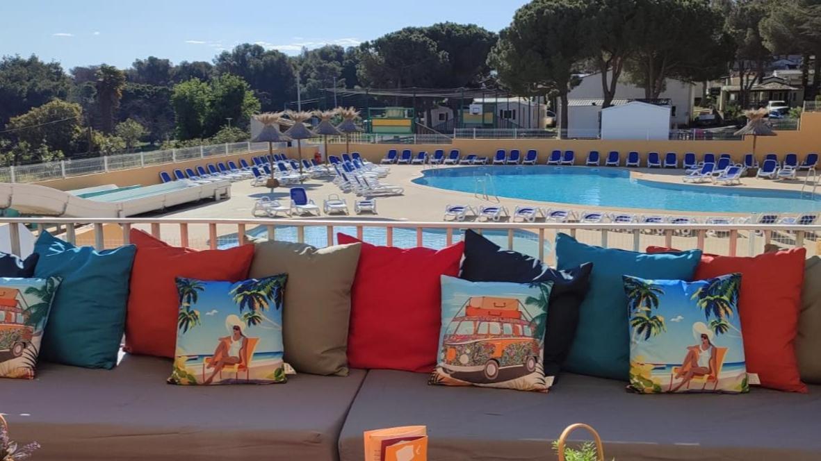 Domaine Residentiel De Plein Air Odalys La Pinede Agde Buitenkant foto