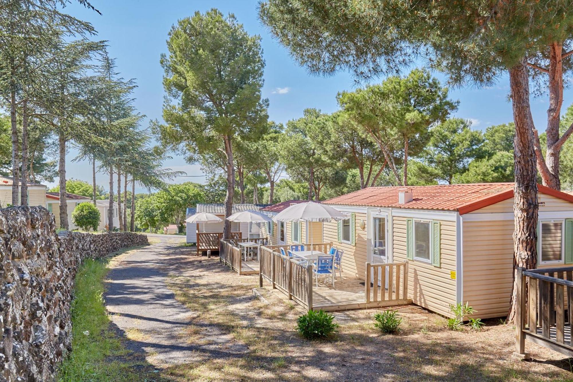 Domaine Residentiel De Plein Air Odalys La Pinede Agde Buitenkant foto
